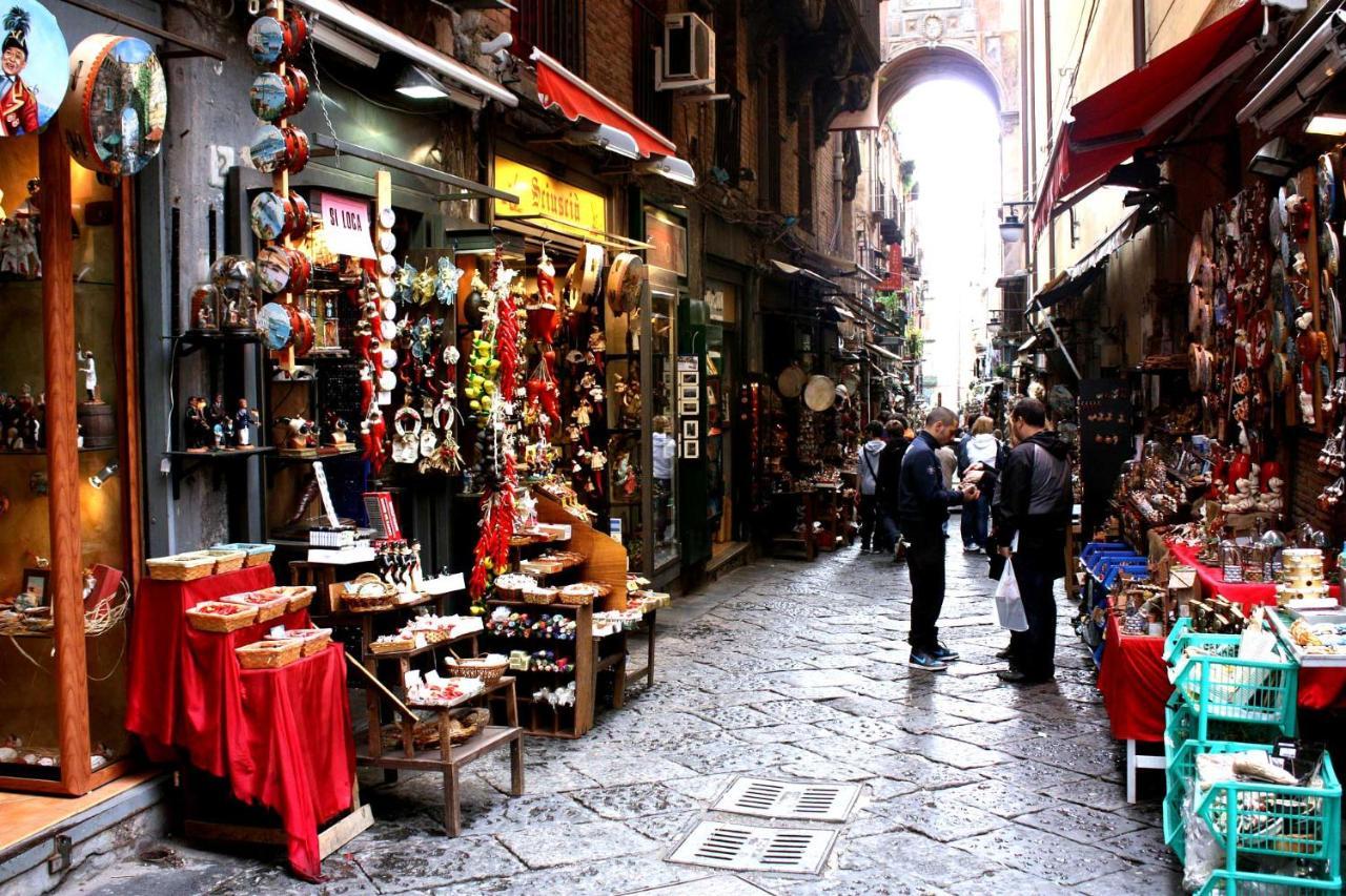Ferienwohnung Casa Dell'Antico Teatro Di Neapolis Nel Centro Storico Di Napoli Exterior foto